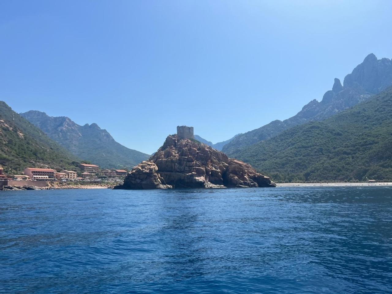 Logis Hotel Le Lonca 3* Porto (Corsica)