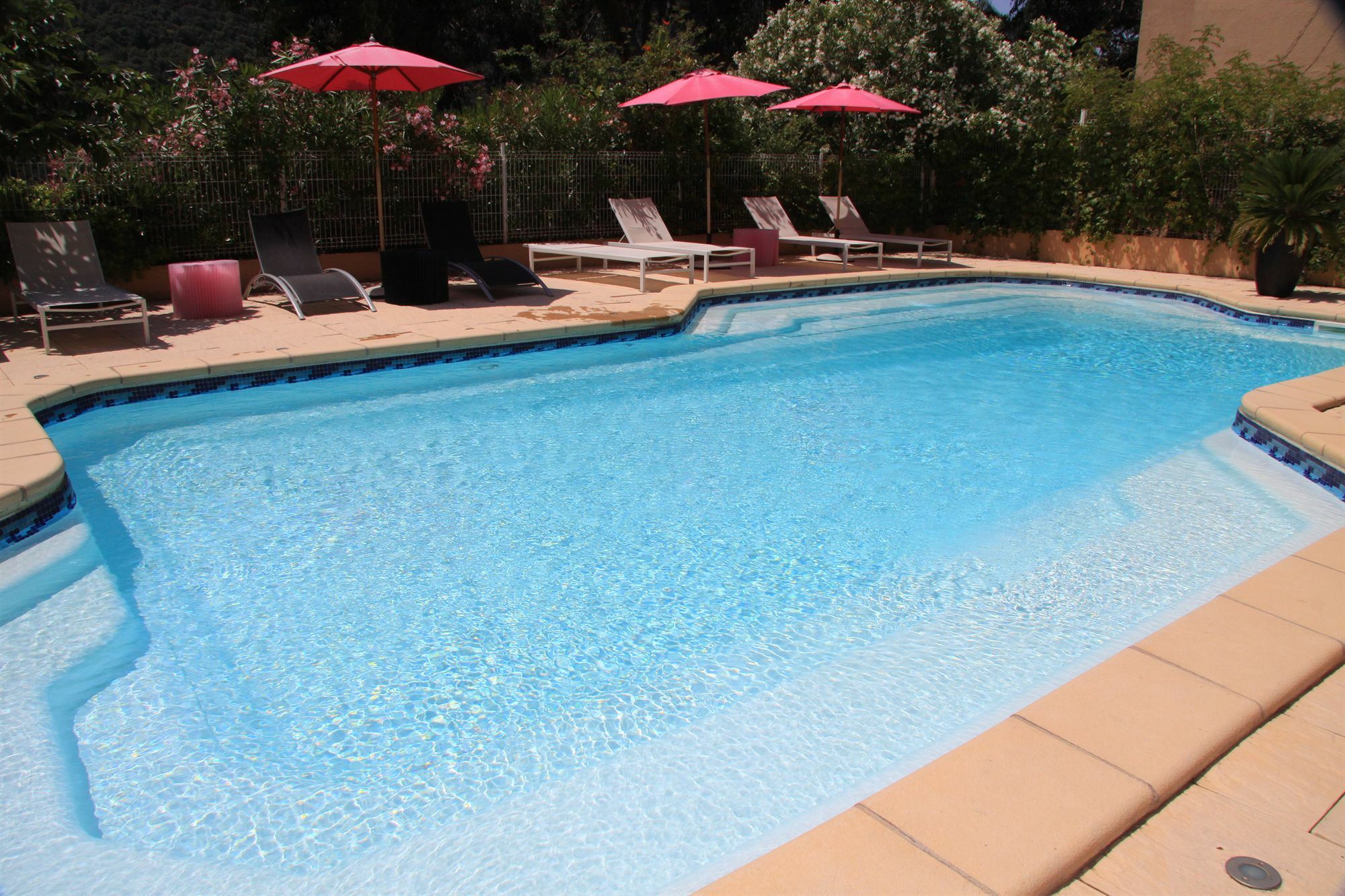 Logis Hotel Le Lonca 3* Porto (Corsica)
