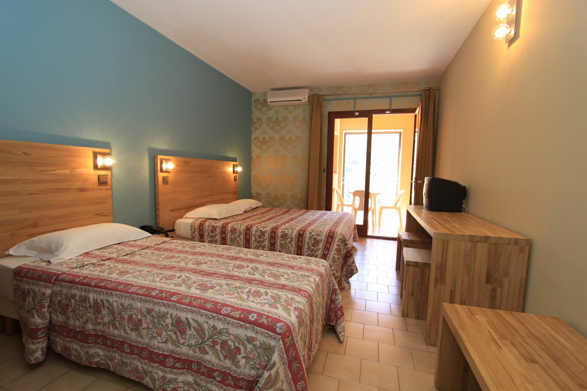 Logis Hotel Le Lonca 3* Porto (Corsica)